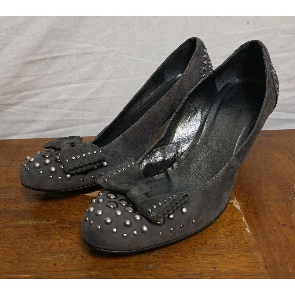 Stuart Weitzman Size 7 M Gray Studded Suede Heels Pumps Shoes Bow Kitten Heel